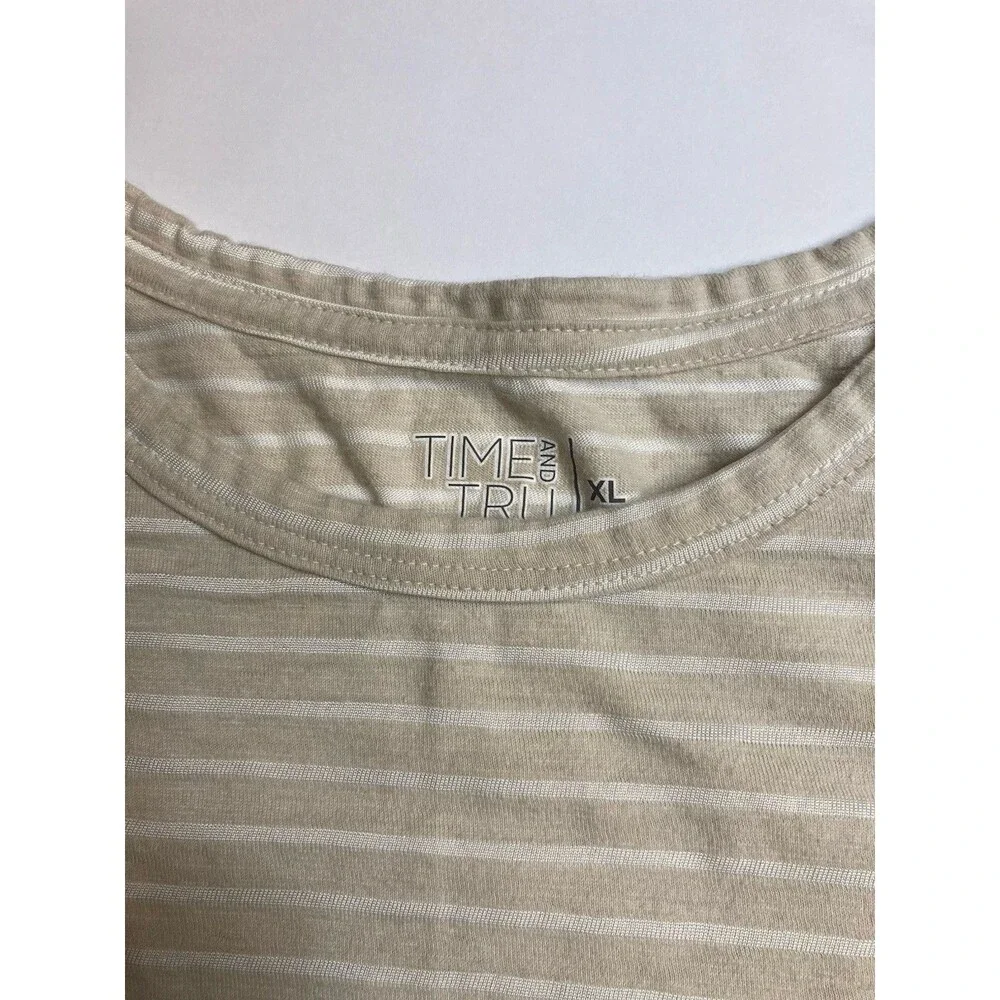 Time and Tru Women's Beige White Striped Crew Neck Short Sleeve T-Shirt XL